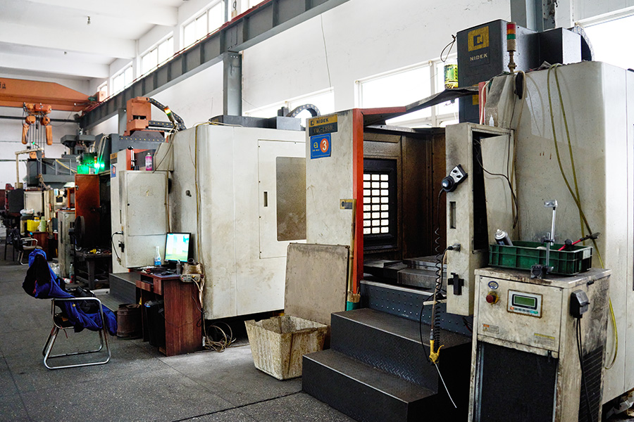 Taizhou Huangyan Haiquan Plastic Mold Co., Ltd.